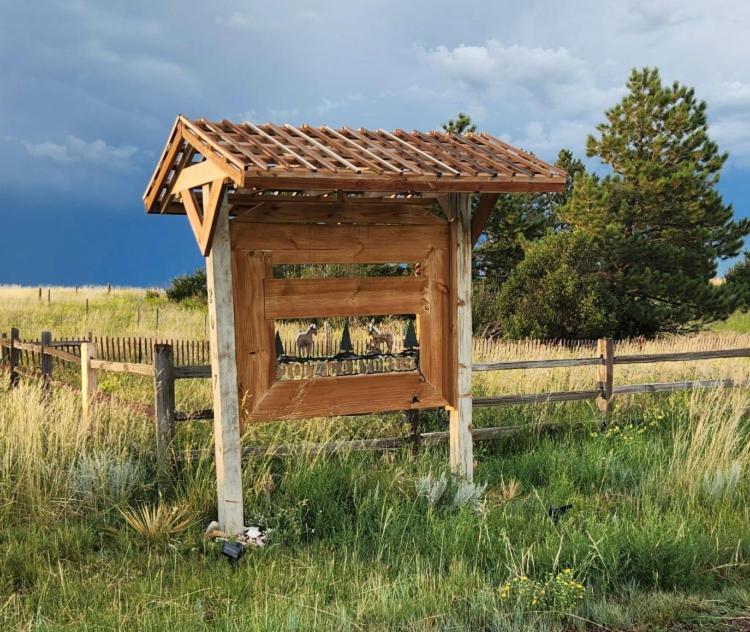 Trail Boss King Ensuite-Prairie Rose B&B - 1200 Sq Ft Suite Cheyenne Exterior foto