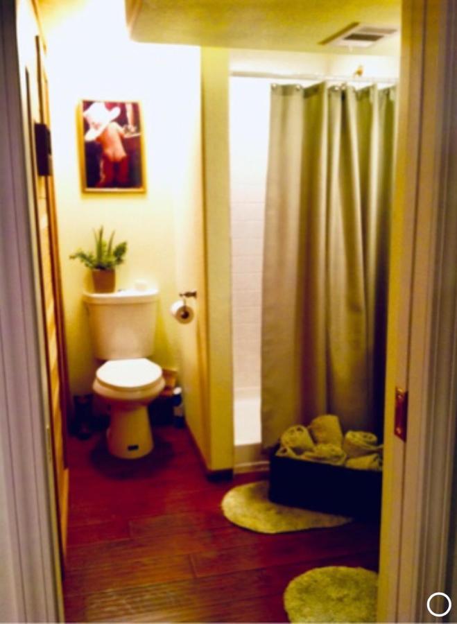 Trail Boss King Ensuite-Prairie Rose B&B - 1200 Sq Ft Suite Cheyenne Zimmer foto